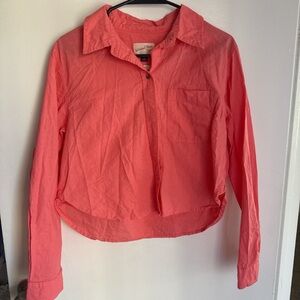 Universal Thread Coral Button-Front Cropped Top